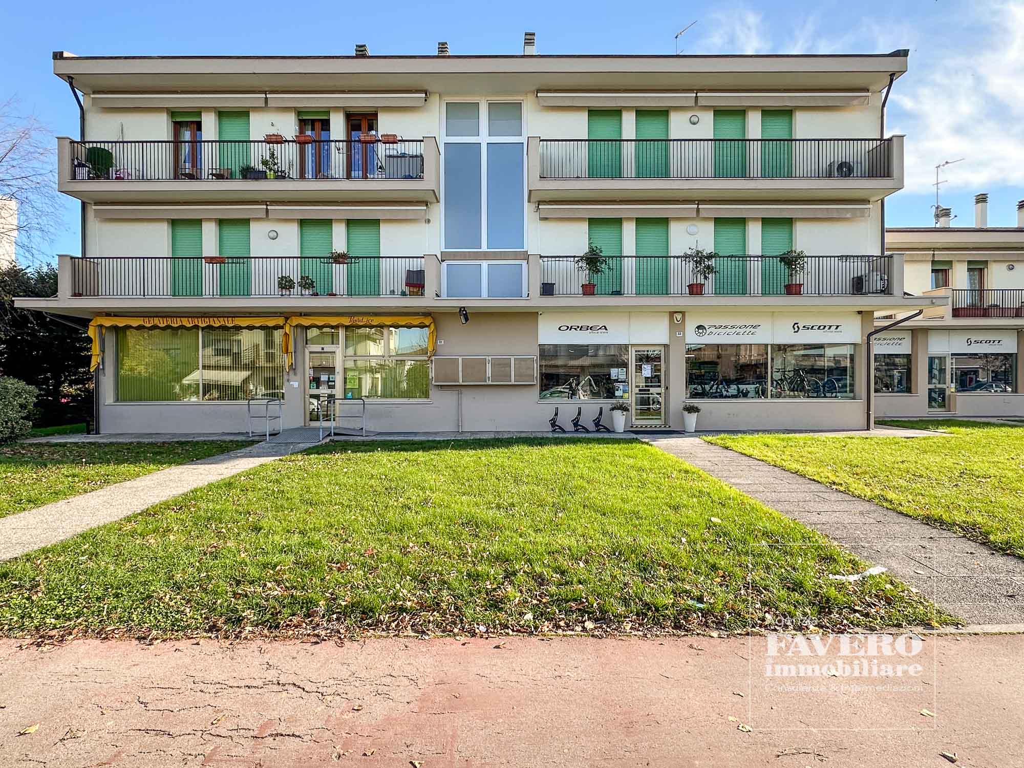 PIANIGA Appartamento 3 camere ultimo piano tra Cazzago e Dolo! Ottima posizione.